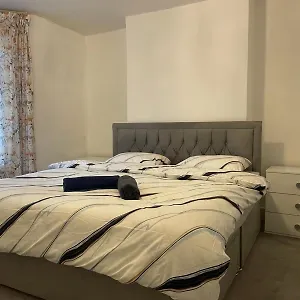Rahal Compton Guest house London